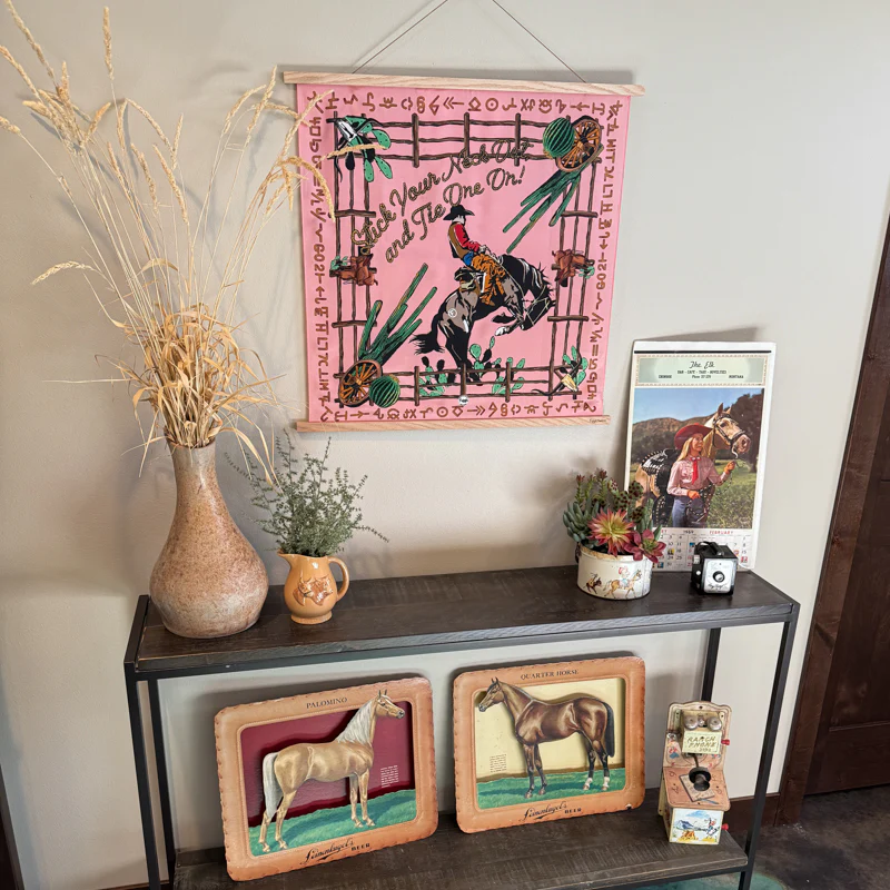 Fringe Magnetic Scarf Frame - Image 9