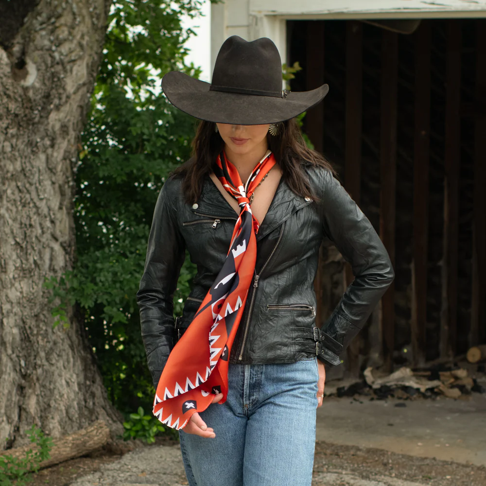 Girl With The Wide Brimmed Hat - Image 5