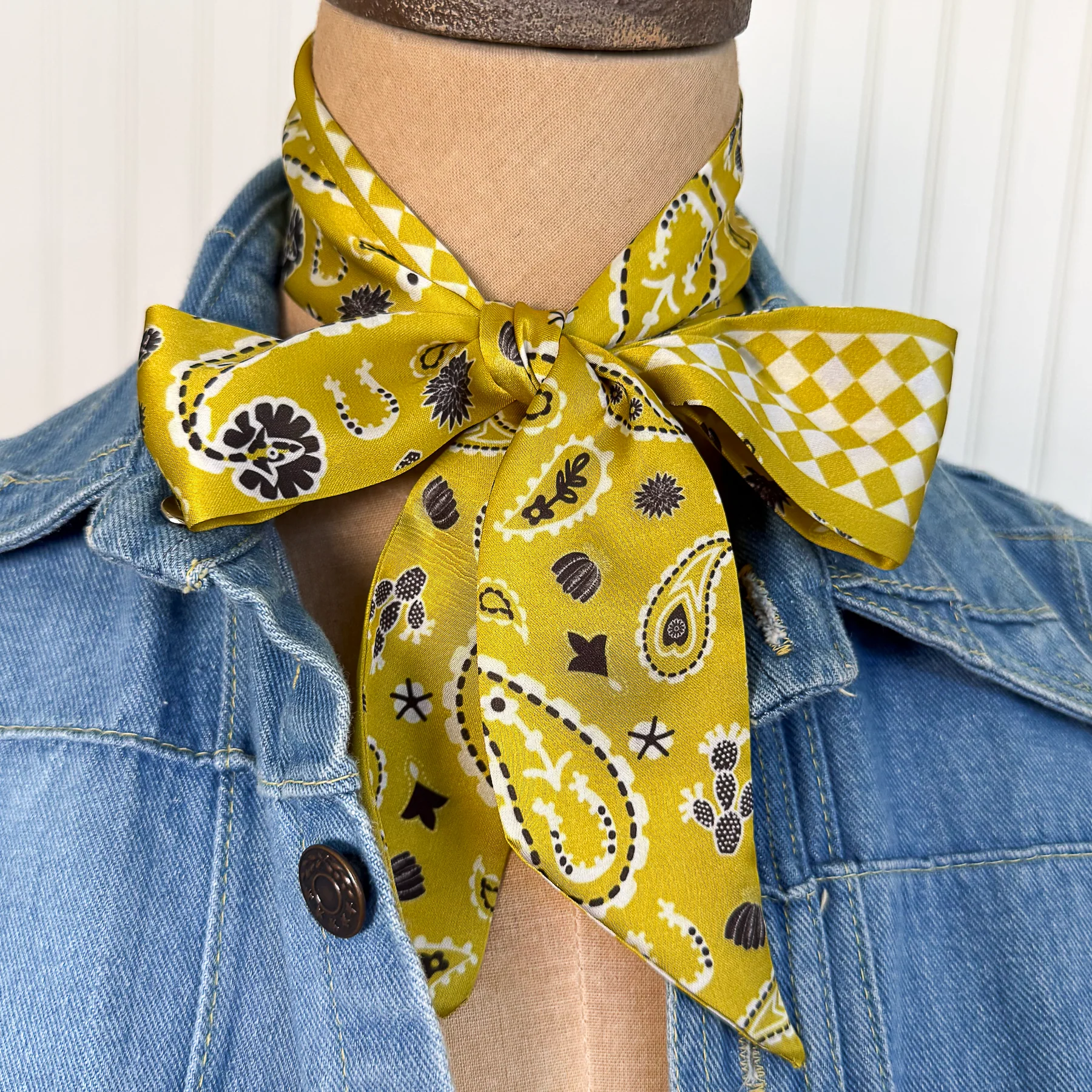 Twilly - Luck Be A Paisley - Image 39